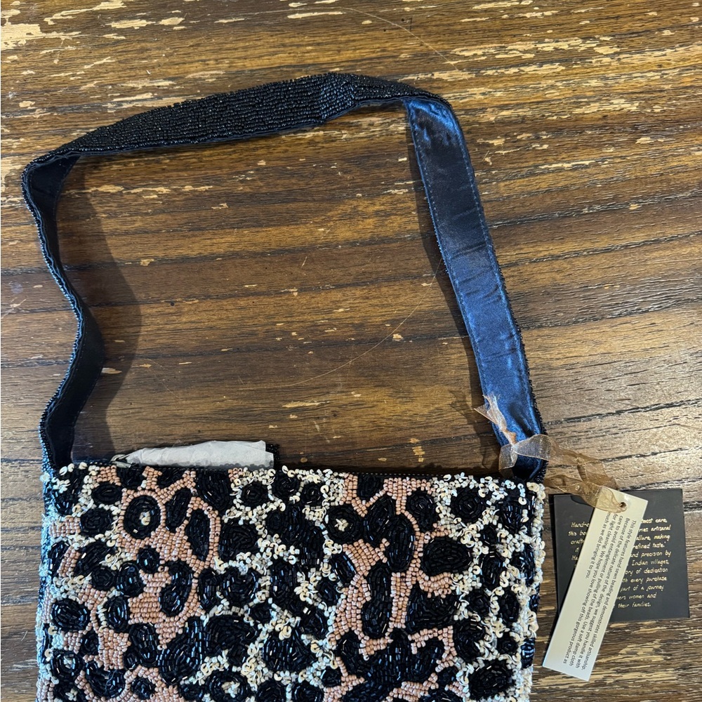 Elegant Beaded Leopard Print Women's Bag